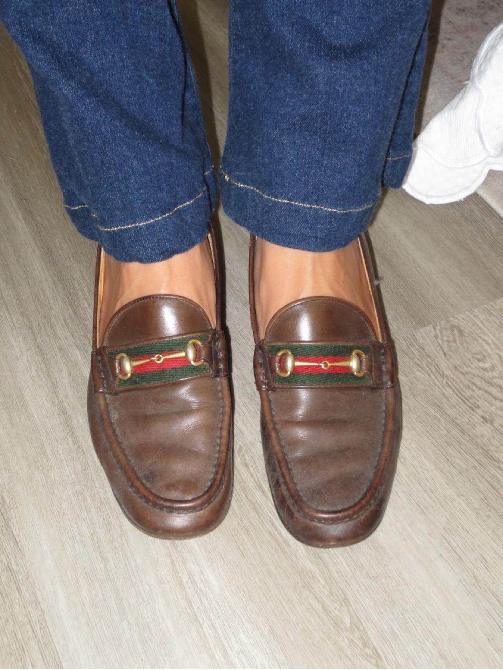 Vintage Gucci Brown Leather Women’s Loafers with Signature Logo